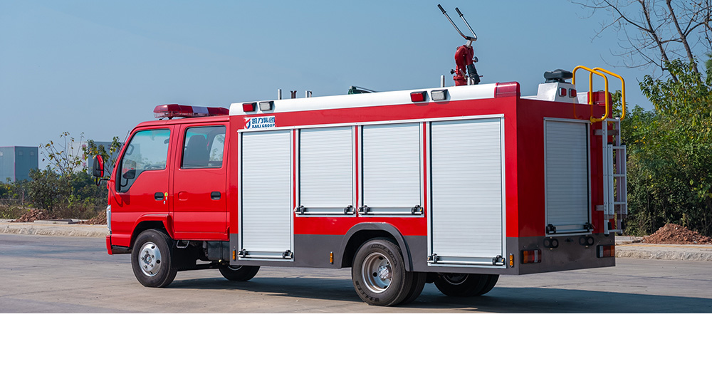 五十铃700P内藏水罐消防车图2