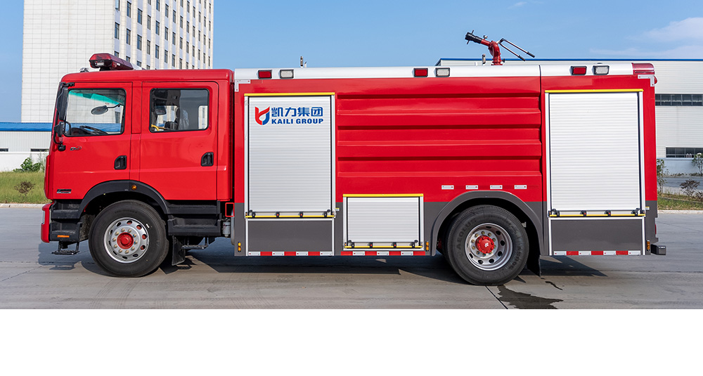 东风D9外露水罐消防车图1