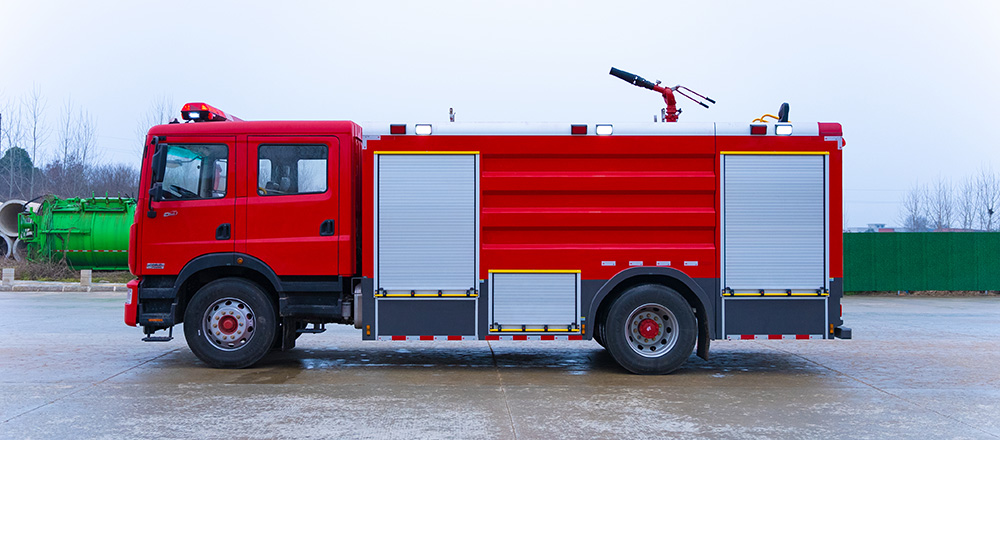 东风D9泡沫消防车图2