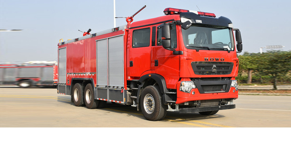 豪沃后双桥干粉泡沫联用消防车图2