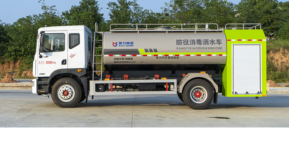 东风D9消防洒水车图4