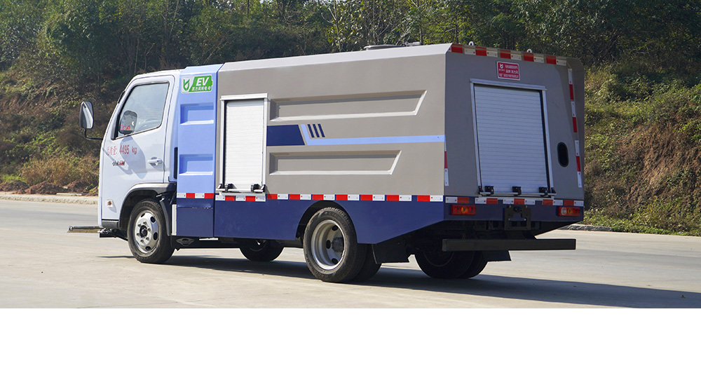 福田领航S1纯电路面清洗车图6