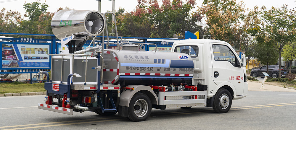 东风华神纯电绿化喷洒车图5