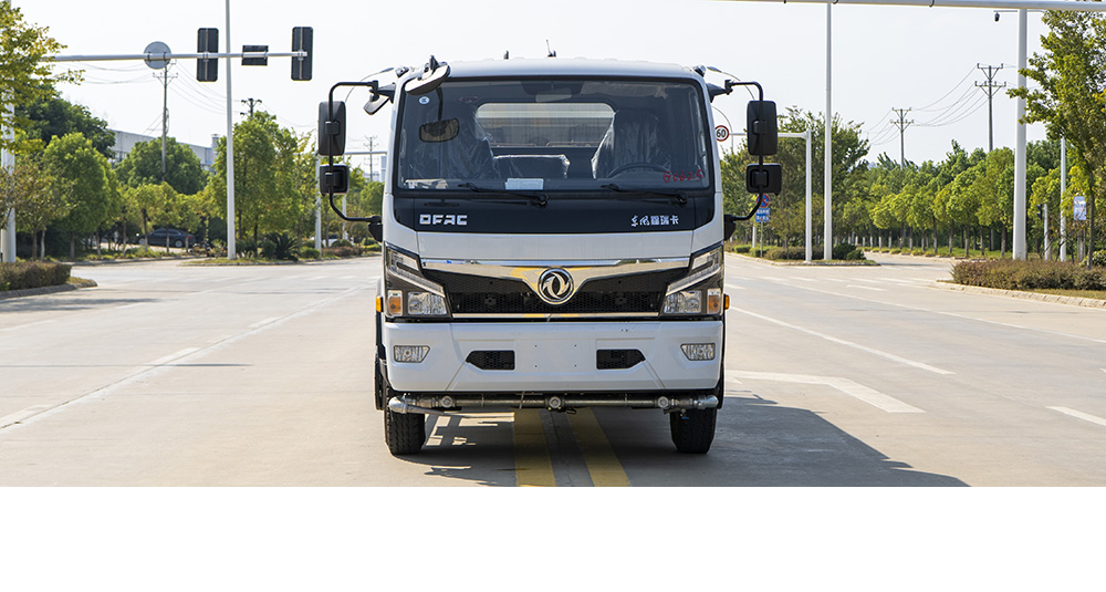 东风福瑞卡混动绿化喷洒车图7