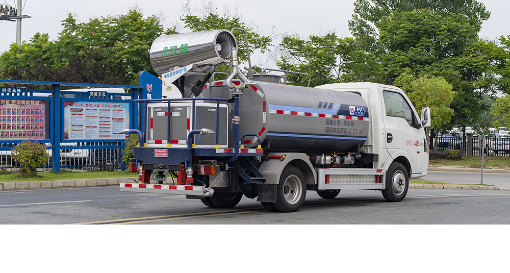 东风华神纯电多功能抑尘车图3