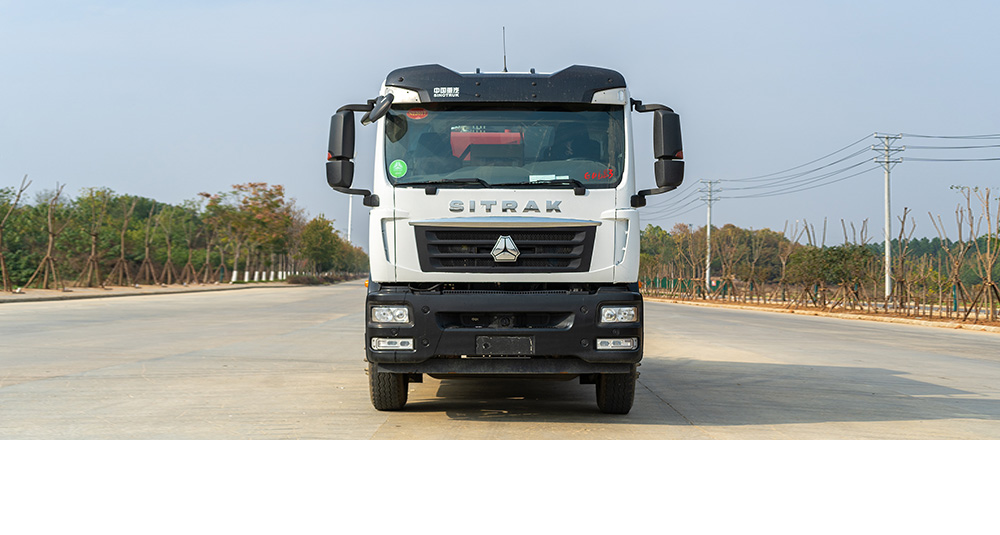 重汽纯电压缩式垃圾车图6