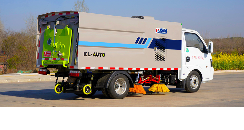 东风途逸纯电扫路车图5