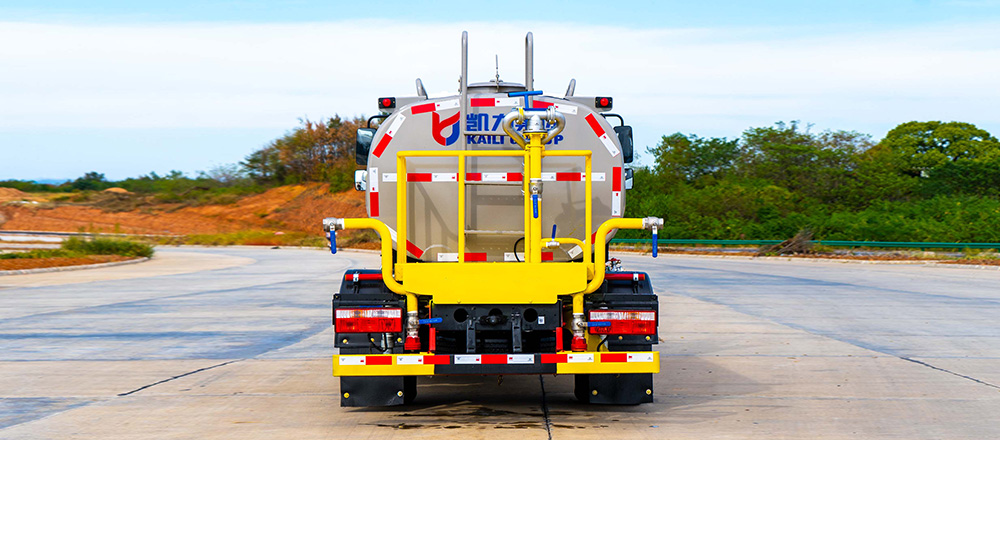 东风小福瑞卡洒水车图5