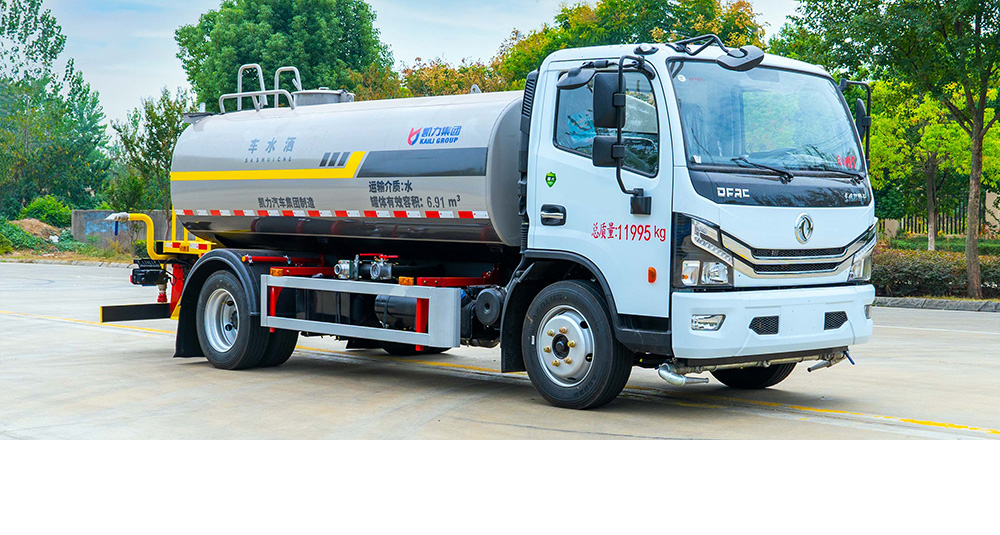 东风大多利卡洒水车图1