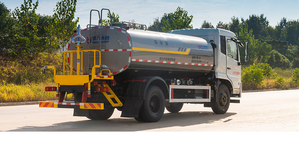 东风天锦洒水车图3