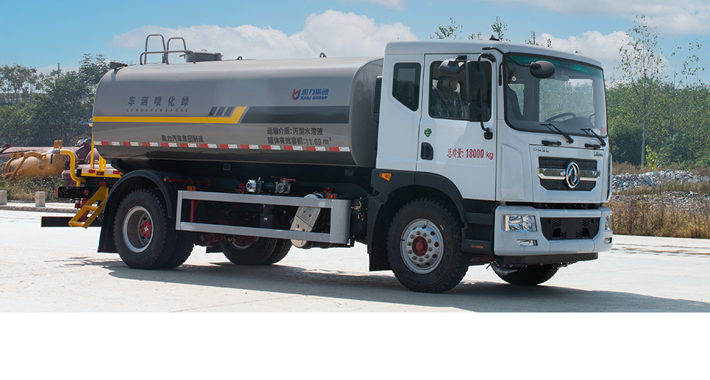 东风D9洒水车图1