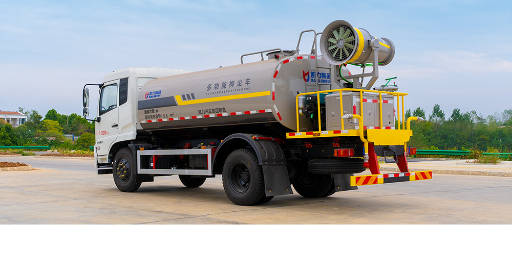 东风天锦绿化喷洒车图3