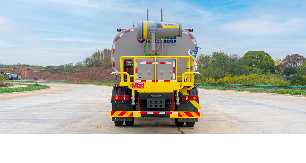 华神T5绿化喷洒车图8