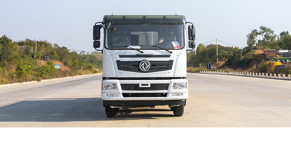 华神T5前四后八绿化喷洒车图7