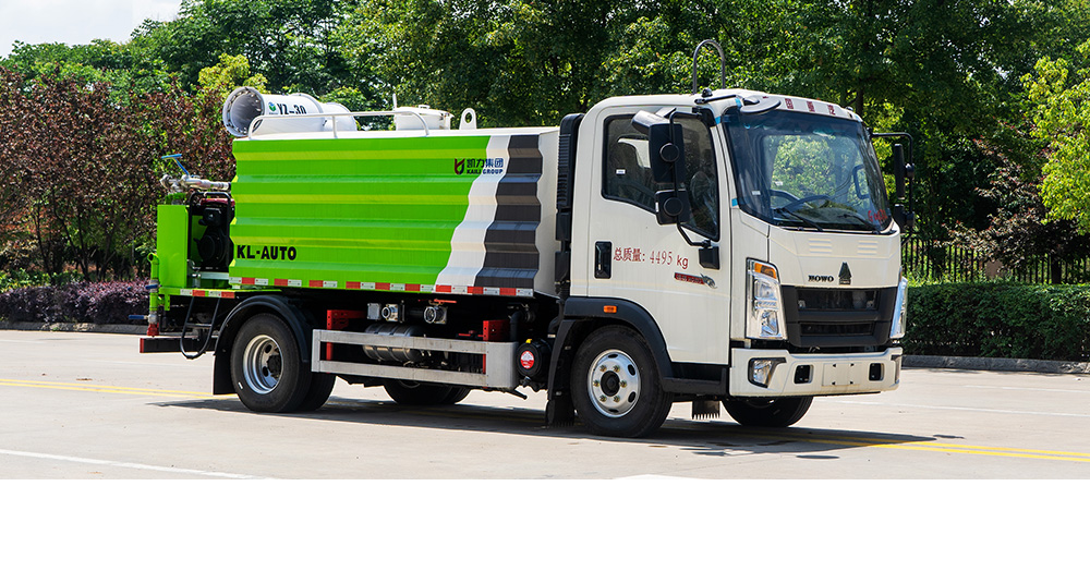 重汽豪曼多功能抑尘车图1