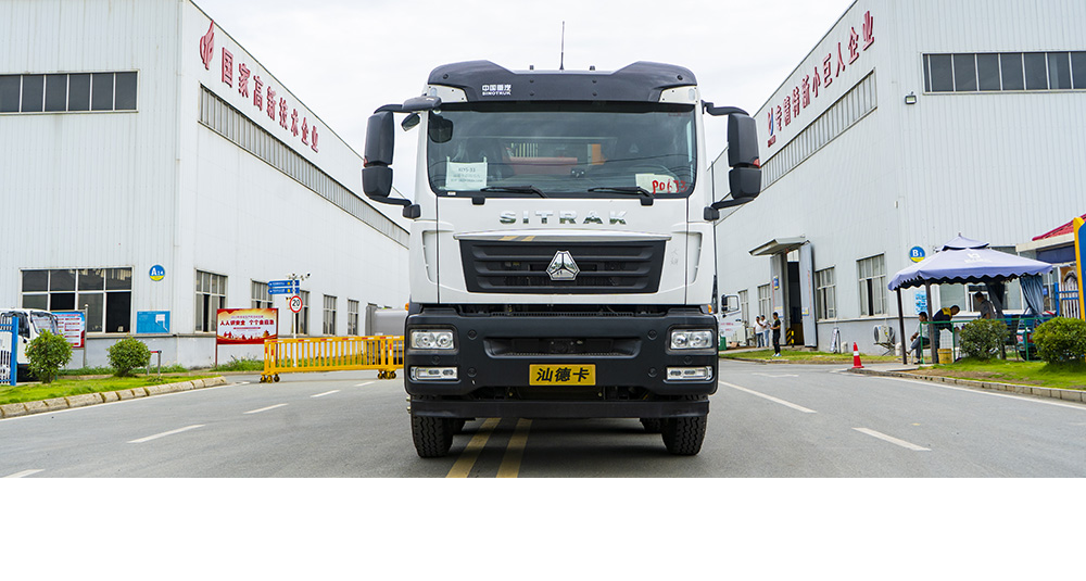 重汽前四后八压缩式垃圾车图7