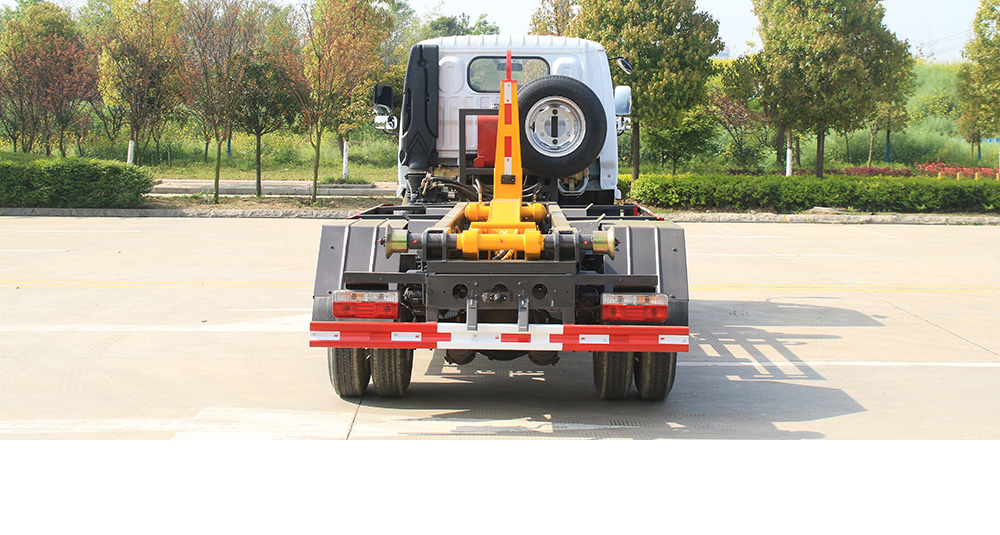 小福瑞卡5方车厢可卸式垃圾车图7