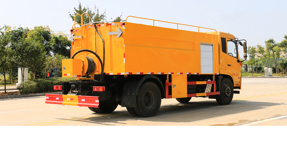 东风天锦高压清洗车图5