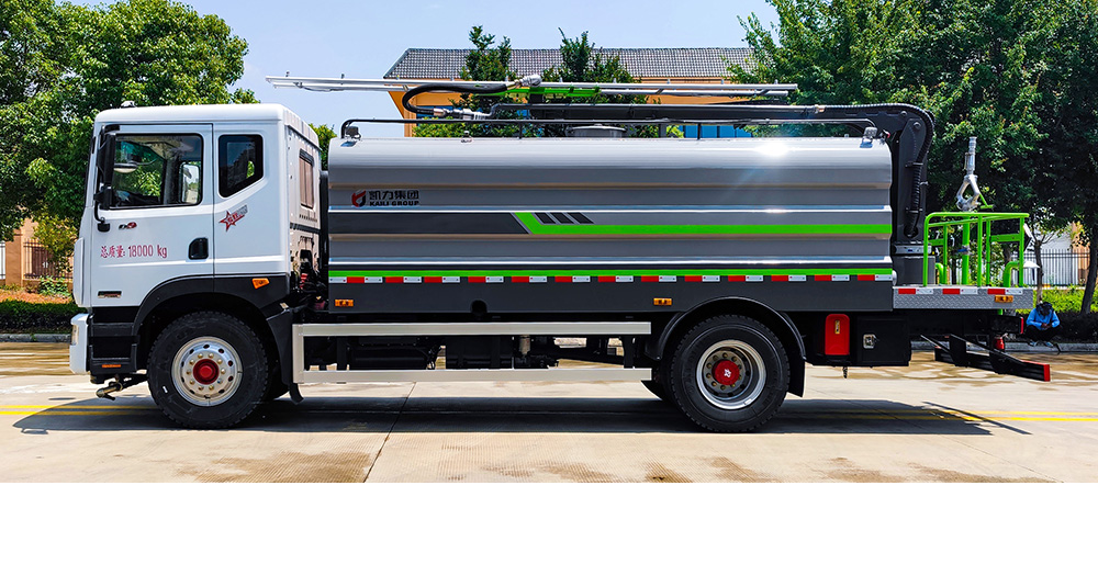 东风D9光伏清洗车图7