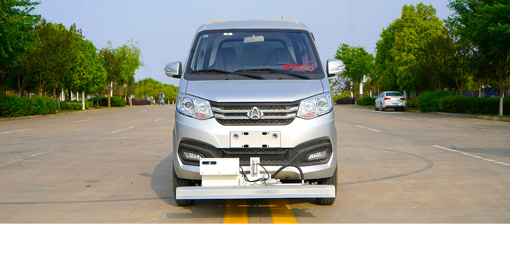 长安路面养护车图7