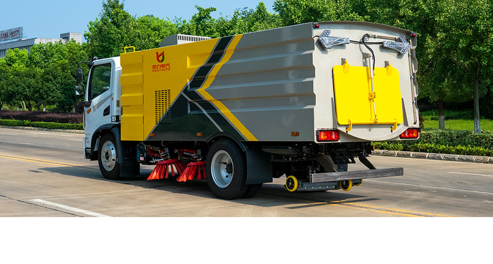 华神T3扫路车图3