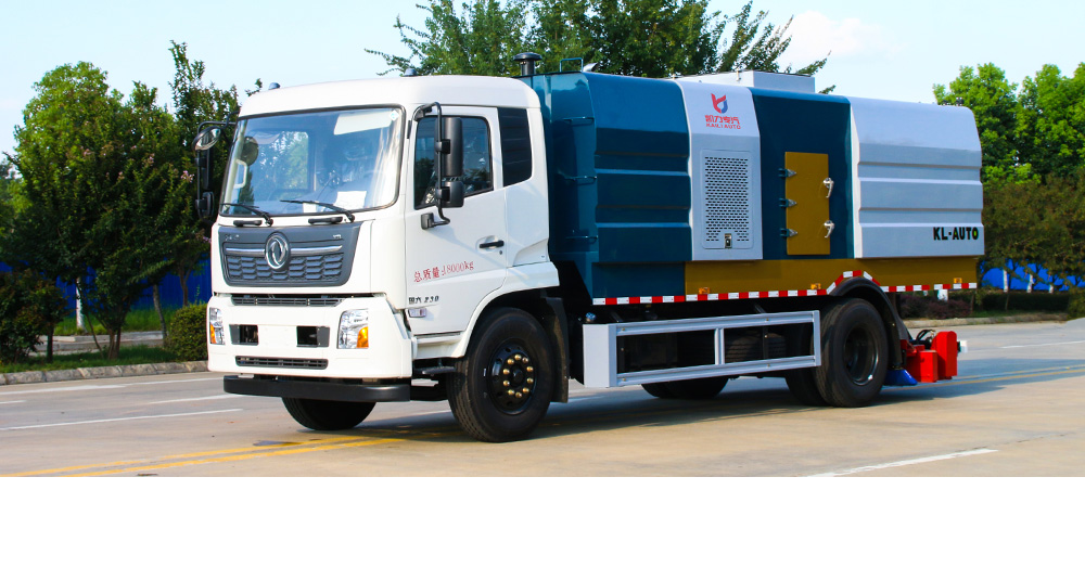 天锦后置吸尘车图2