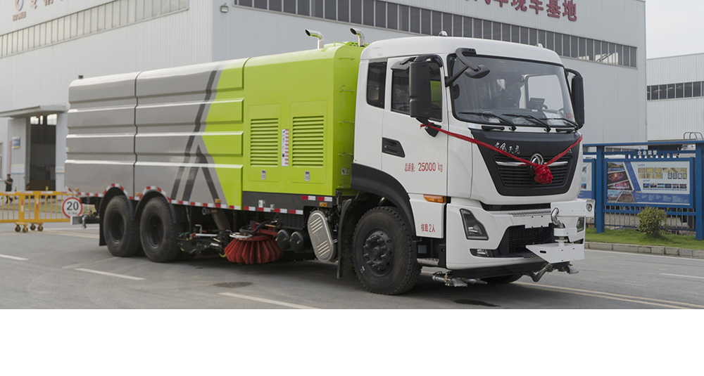 东风天龙洗扫车图1