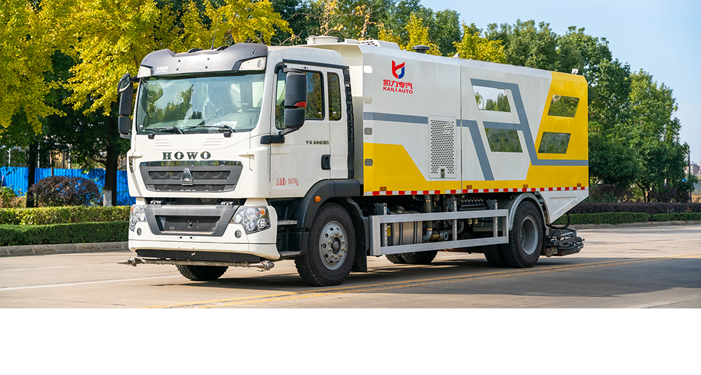 重汽豪沃深度保洁车图2