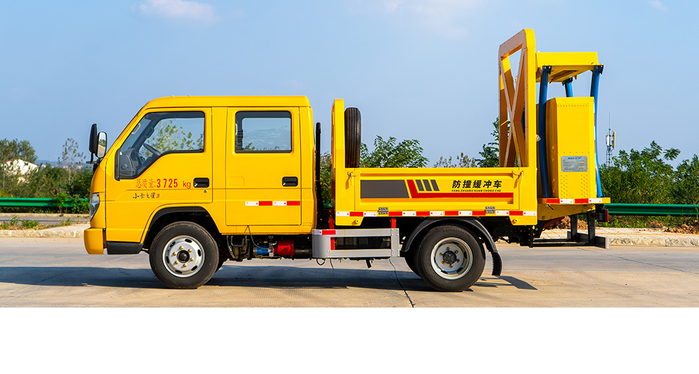 福田小卡3防撞缓冲车图6