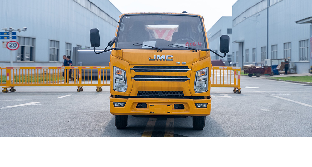 江铃顺达防撞缓冲车图7