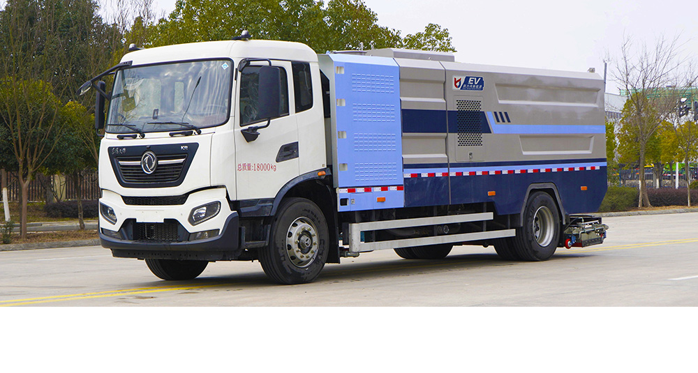 天锦电动深度保洁车图2